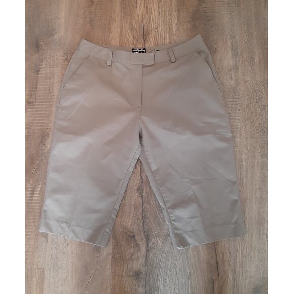 Adidas Golf Ladies Lot of 3 Bermuda Shorts Capris Performance Wear Size 10 - Picture 5 of 10